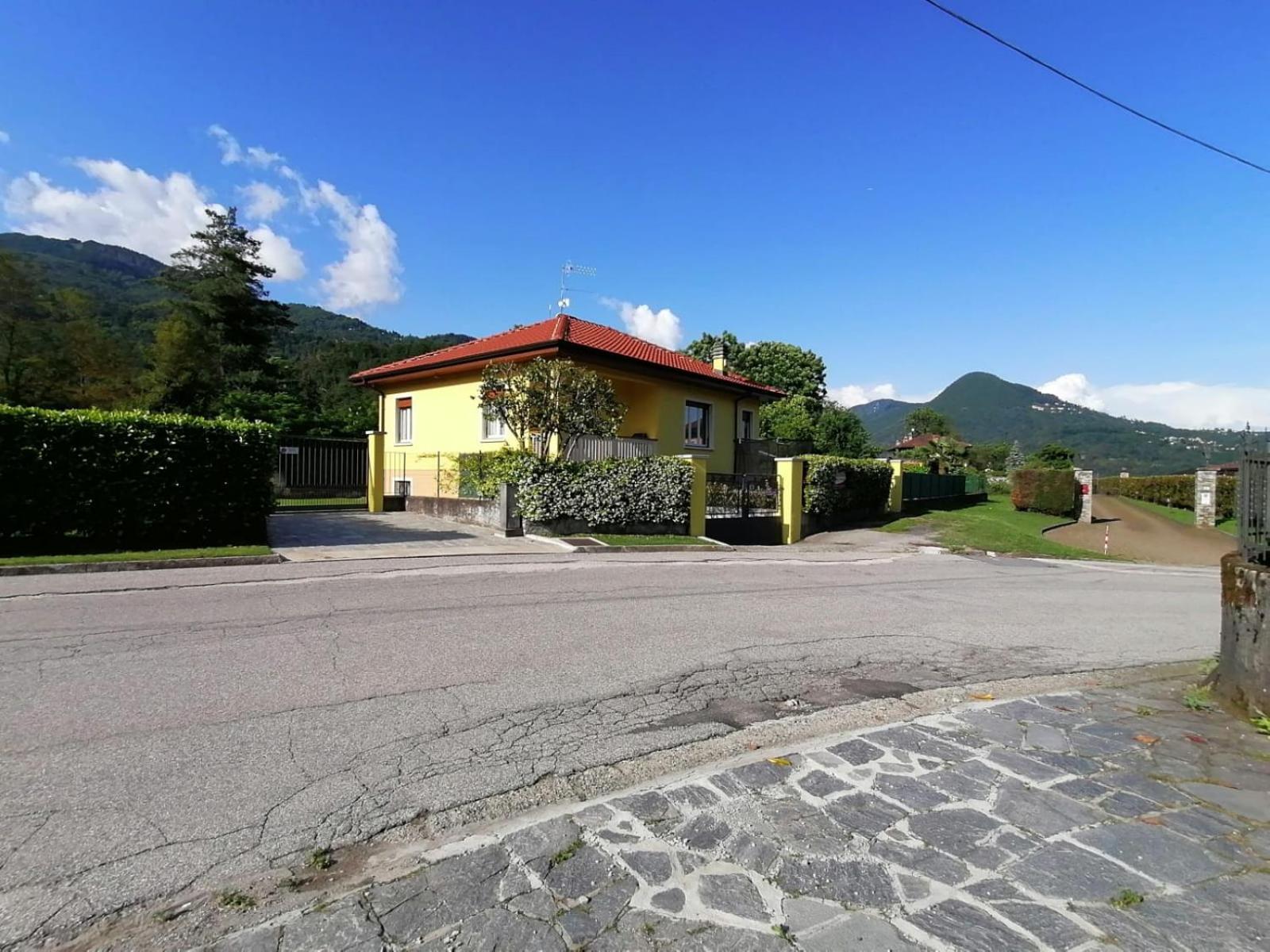 Casa Vacanza Elena San Bernardino Verbano Kültér fotó